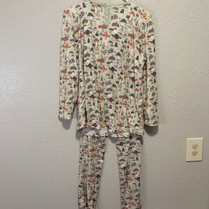 EARTHBOUND Small Mint Pajama Set with Colorful Nature Print
